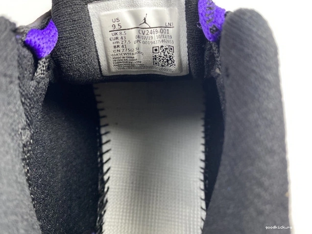 CV2469-001 14 '' JORDAN AIR DOERNBECHER RETRO 0809